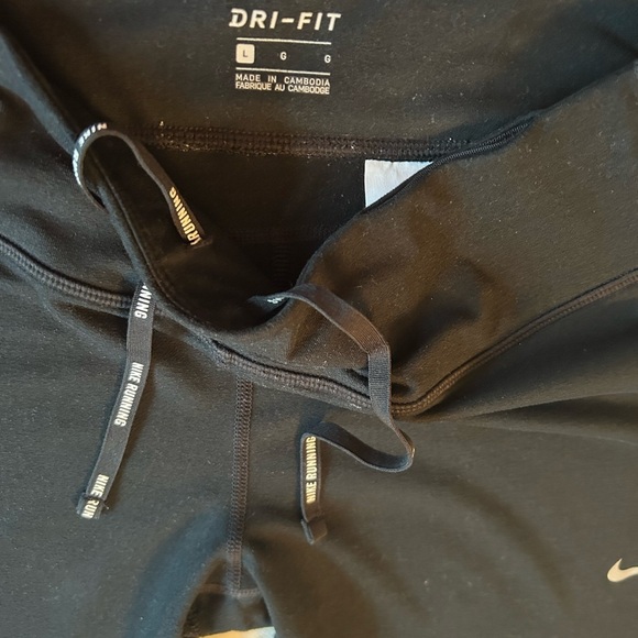 Nike Dri-FIT Black Training Leggings - Picture 3 of 6